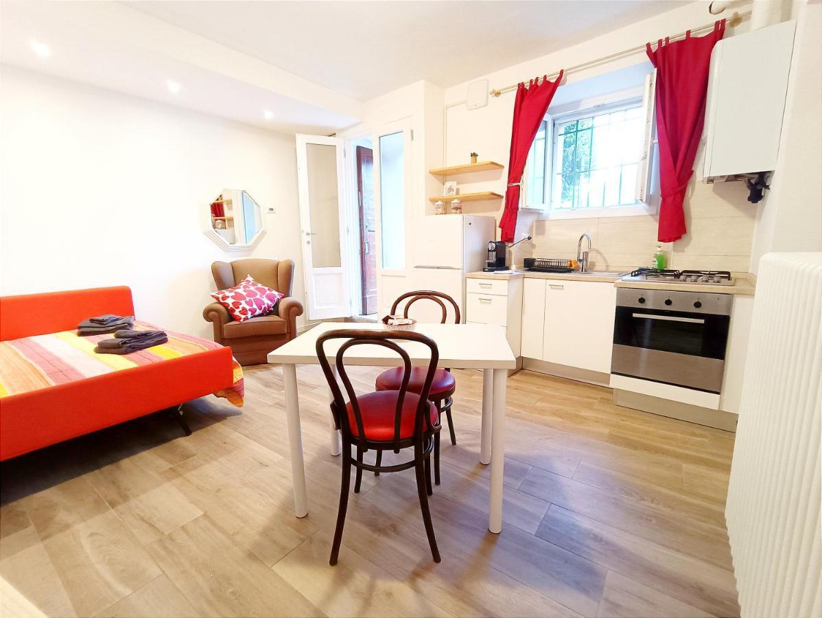 La Casa Del Barcaiolo Apartman Malgrate Kültér fotó